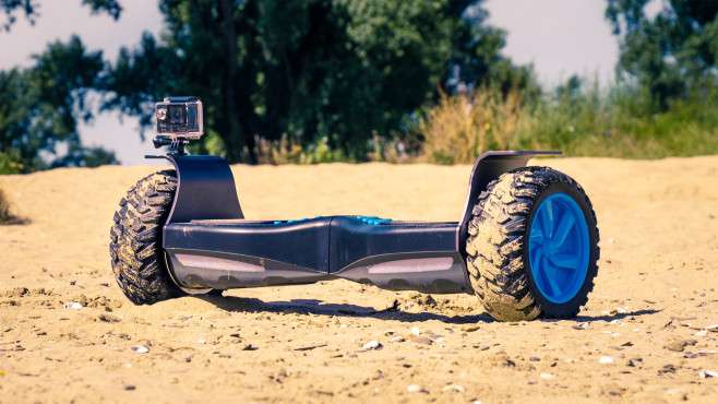 IO Hawk Cross: nowy hoverboard do jazdy w terenie